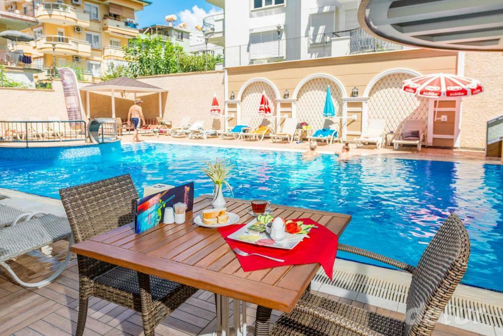 Lavinia Apart & Hotel Alanya Extérieur photo